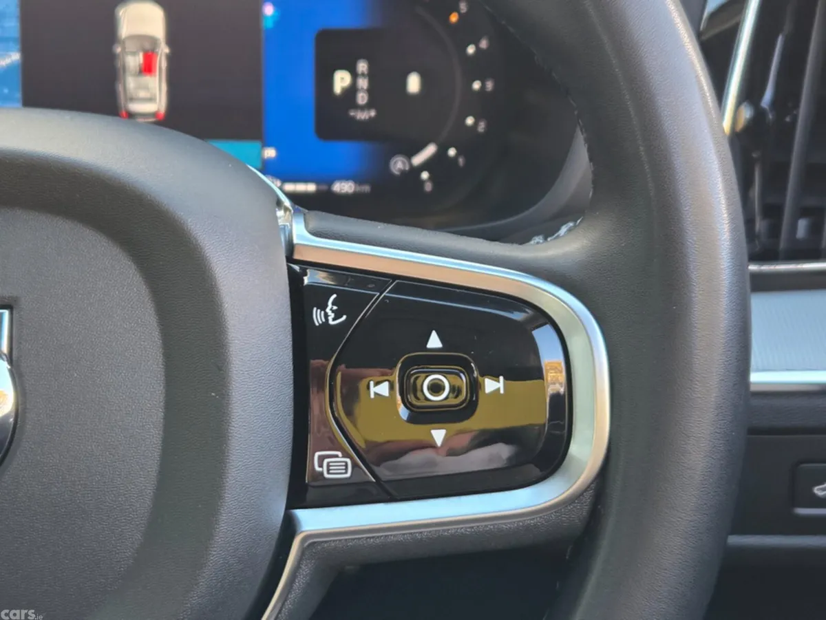 Volvo XC60 SUV, Diesel, 2023, Black