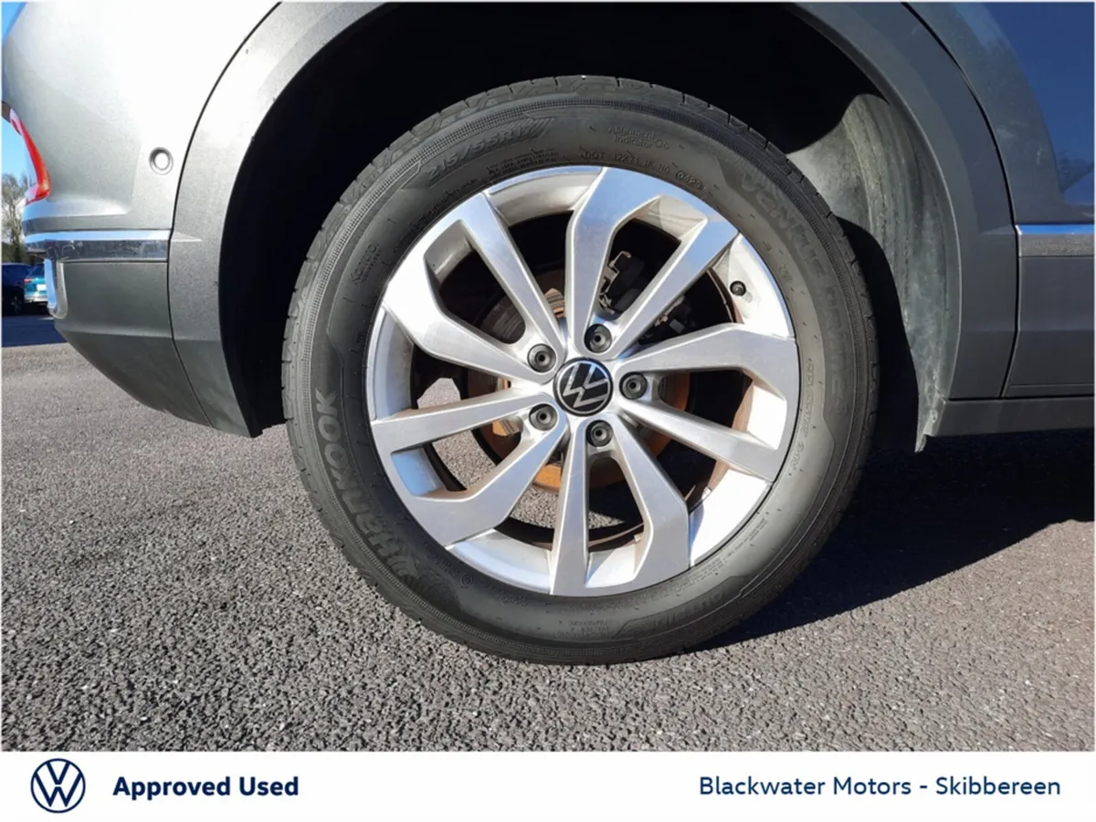 Volkswagen T-Roc SUV, Petrol, 2023, Grey