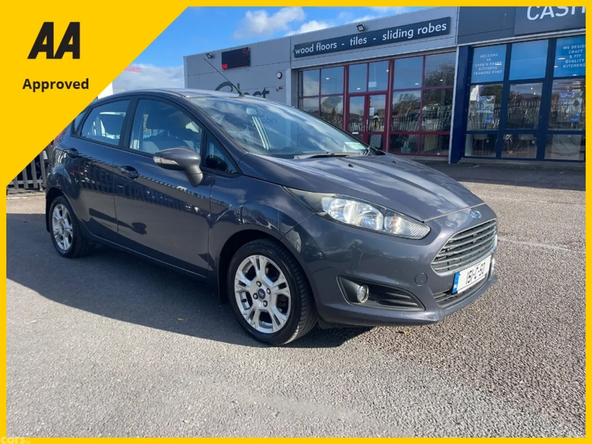 Ford Fiesta Hatchback, Petrol, 2015, Blue