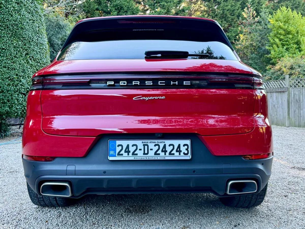 Porsche Cayenne SUV, Petrol Plug-in Hybrid, 2024, Red
