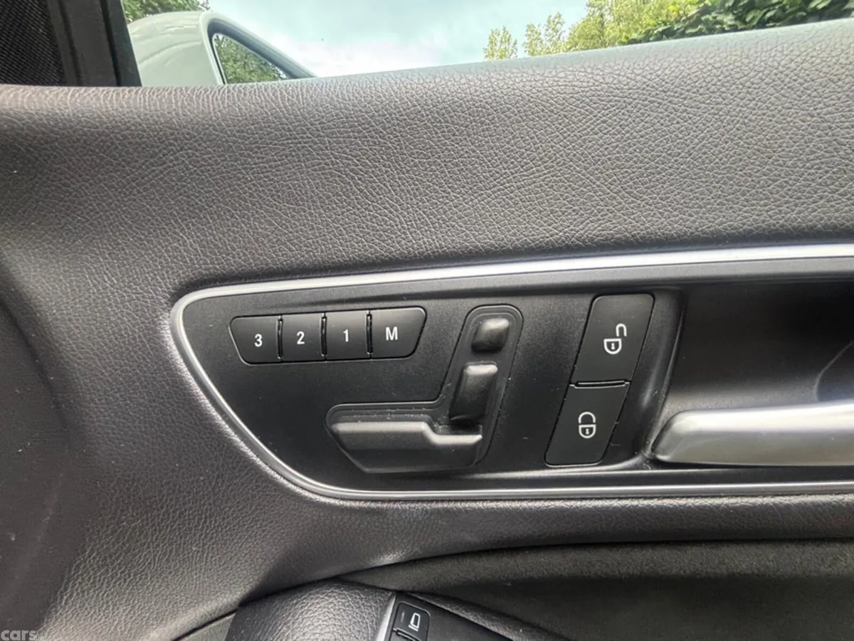 Mercedes-Benz CLA Estate, Petrol, 2015, Silver