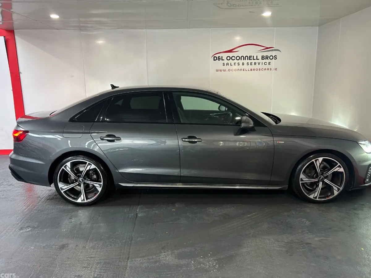 Audi A4 Saloon, Diesel, 2022, Grey