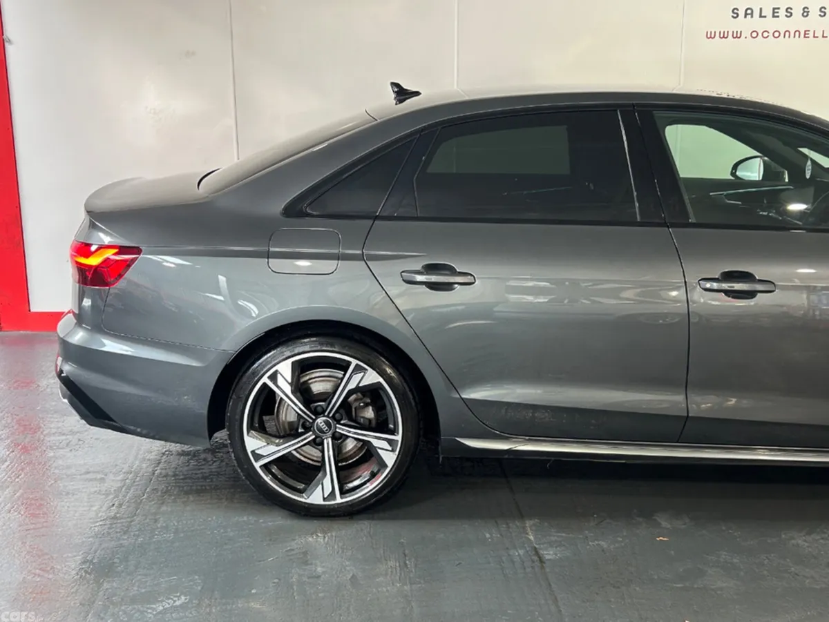 Audi A4 Saloon, Diesel, 2022, Grey