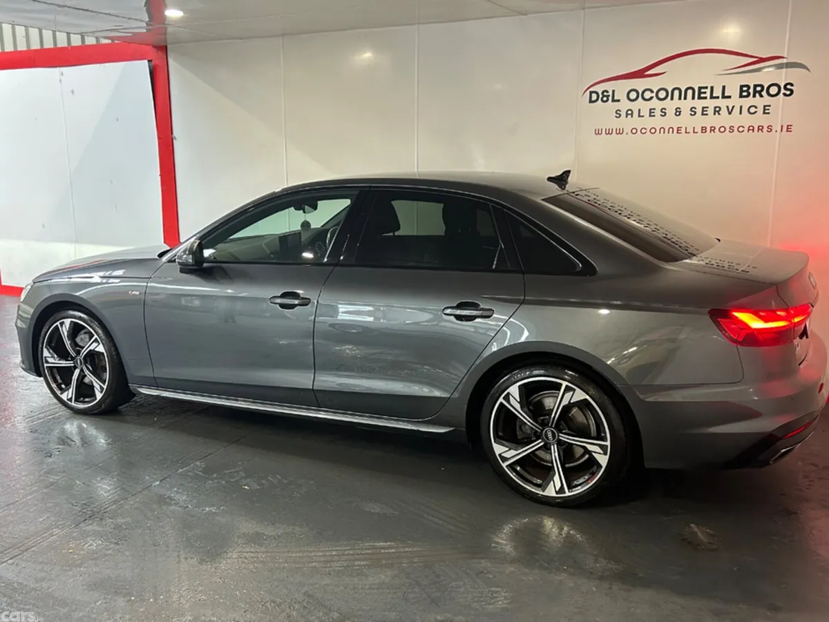Audi A4 Saloon, Diesel, 2022, Grey