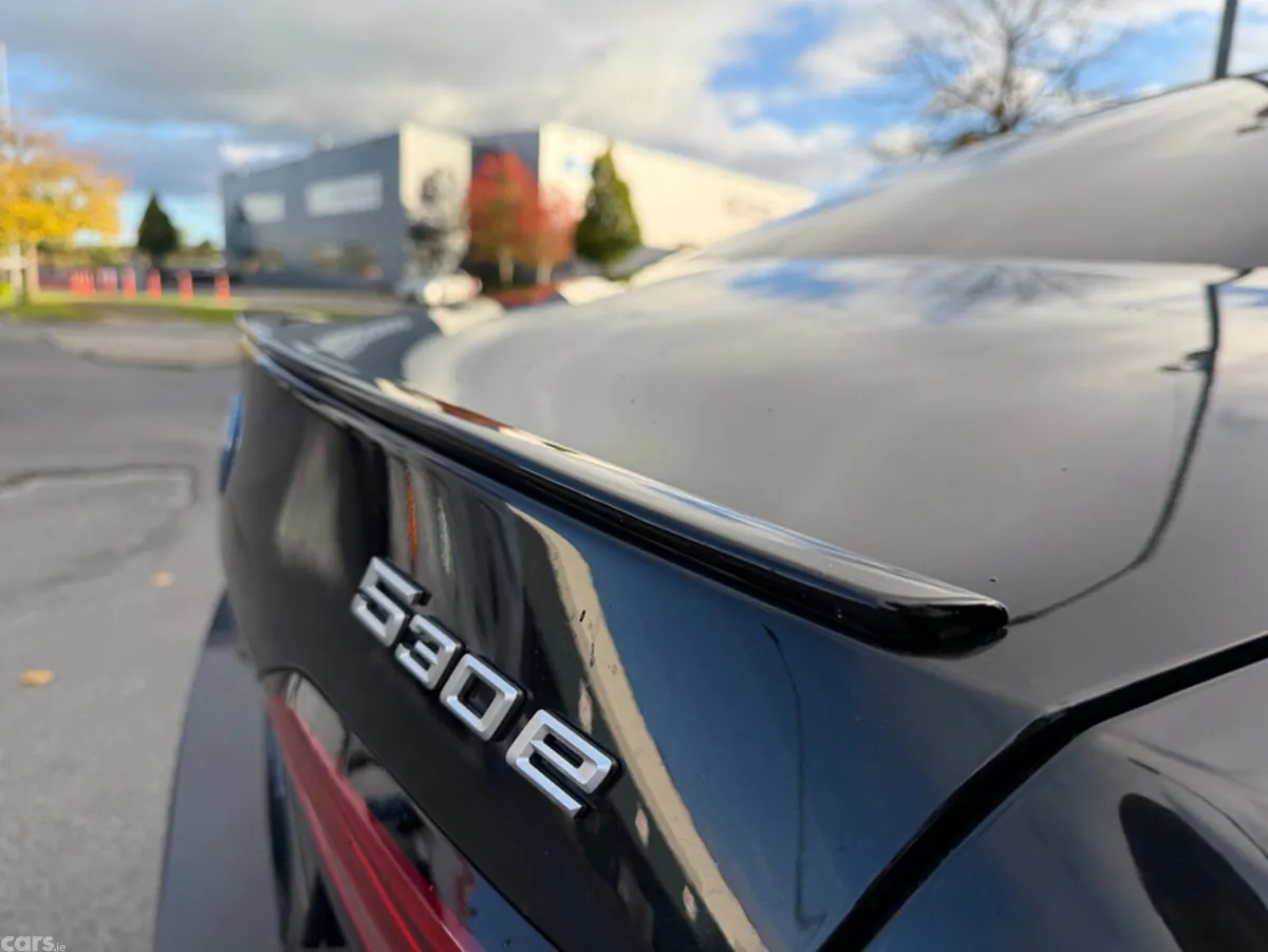 BMW 5-Series Saloon, Petrol Plug-in Hybrid, 2026, Black