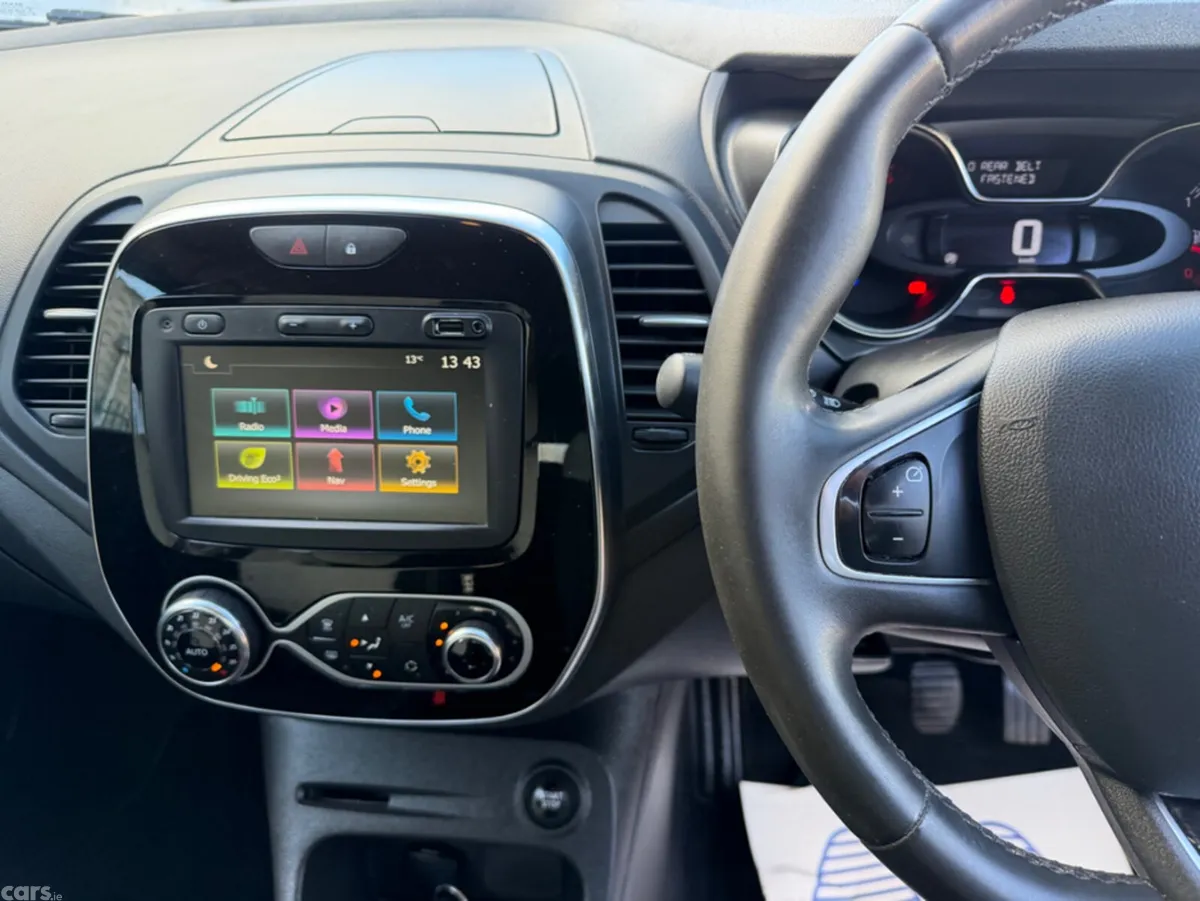 Renault Captur Hatchback, Diesel, 2019, Red