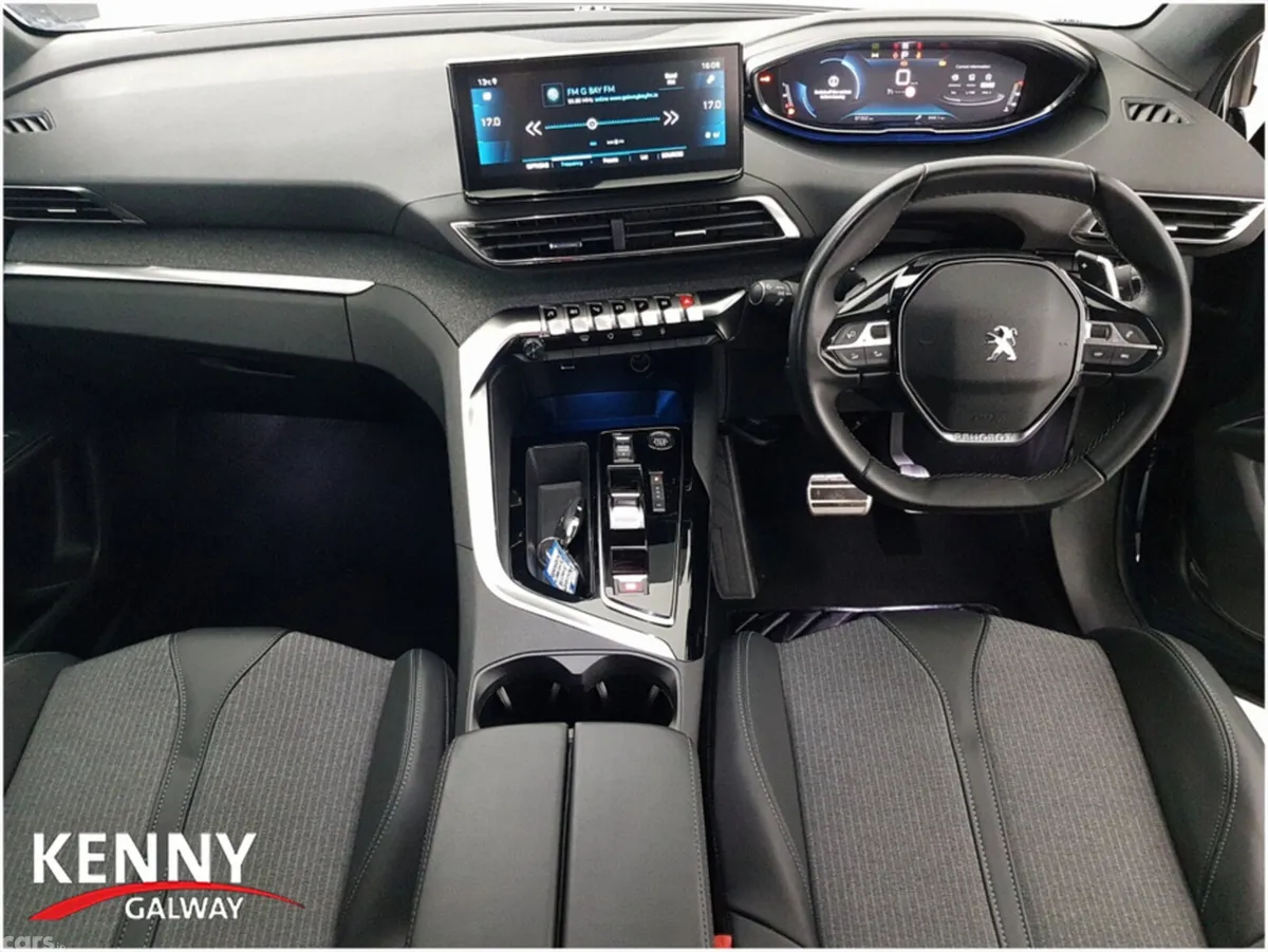 Peugeot 3008 MPV, Diesel, 2023, Blue