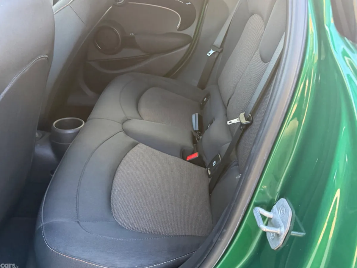 Mini Cooper Estate, Petrol, 2022, Green