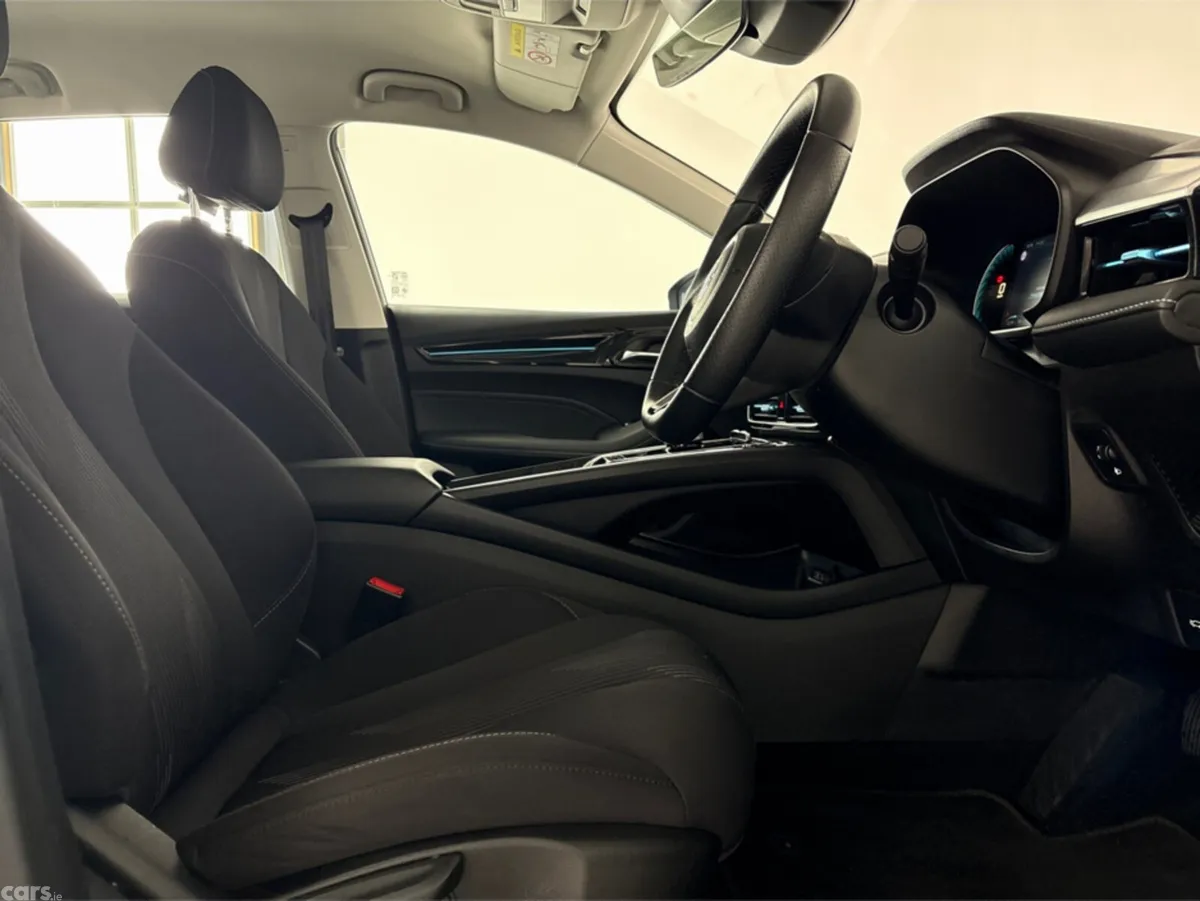 MG MG5 SUV, Electric, 2023, Grey