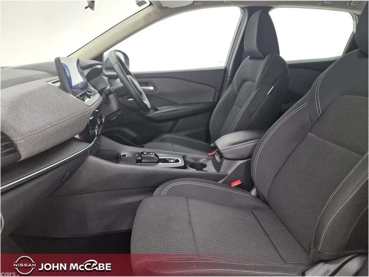 Nissan Qashqai MPV, Petrol Hybrid, 2025, Grey