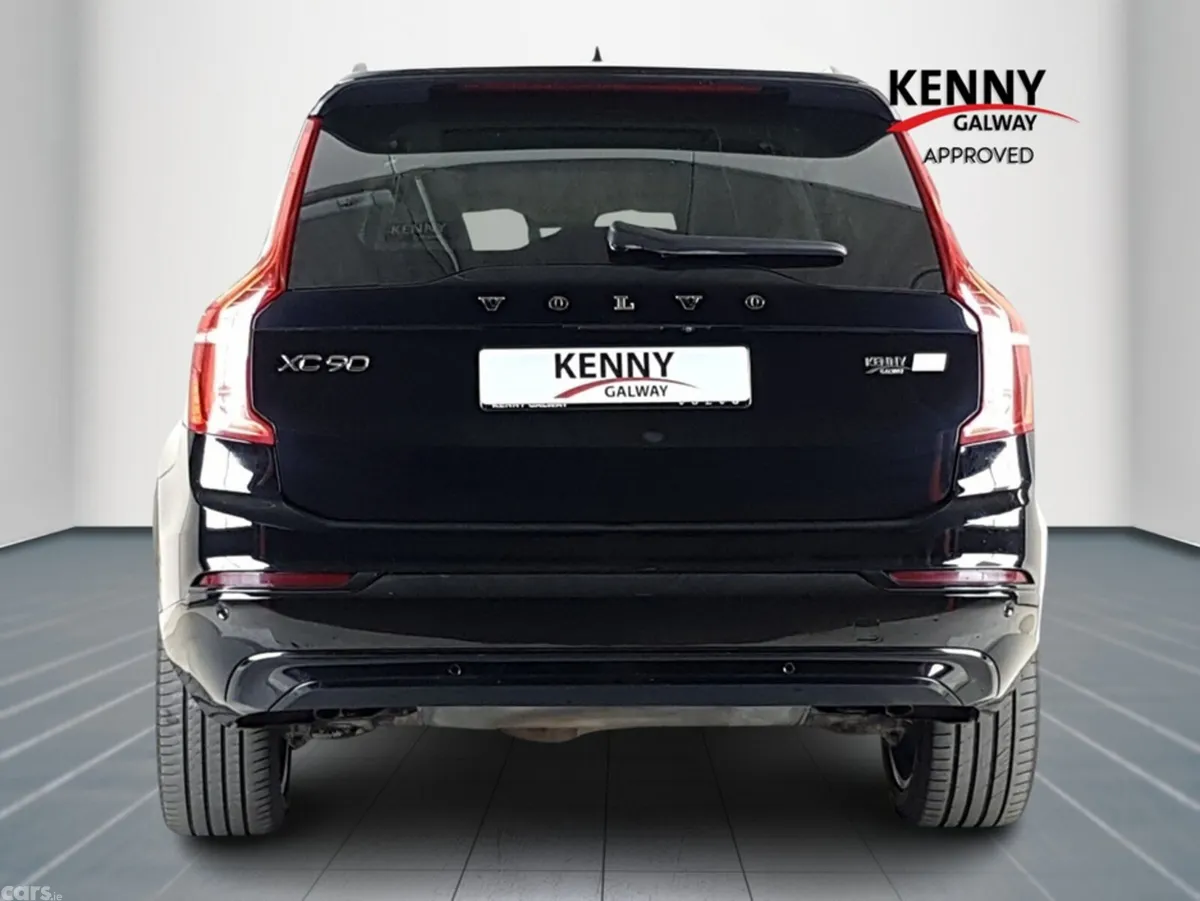 Volvo XC90 MPV, Petrol Plug-in Hybrid, 2024, Black