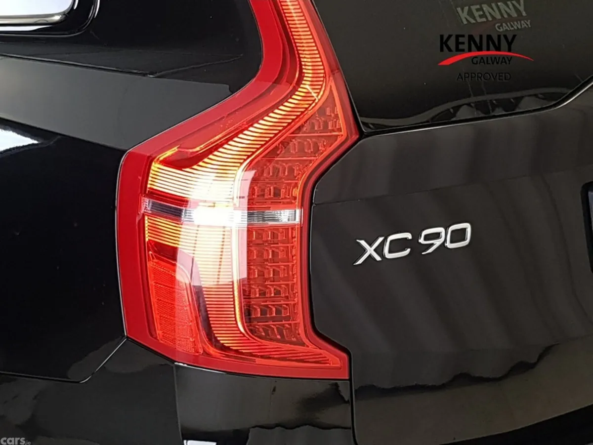 Volvo XC90 MPV, Petrol Plug-in Hybrid, 2024, Black