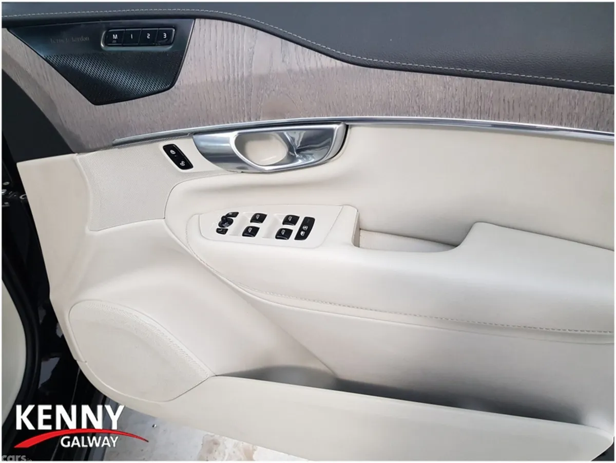 Volvo XC90 MPV, Petrol Plug-in Hybrid, 2024, Black