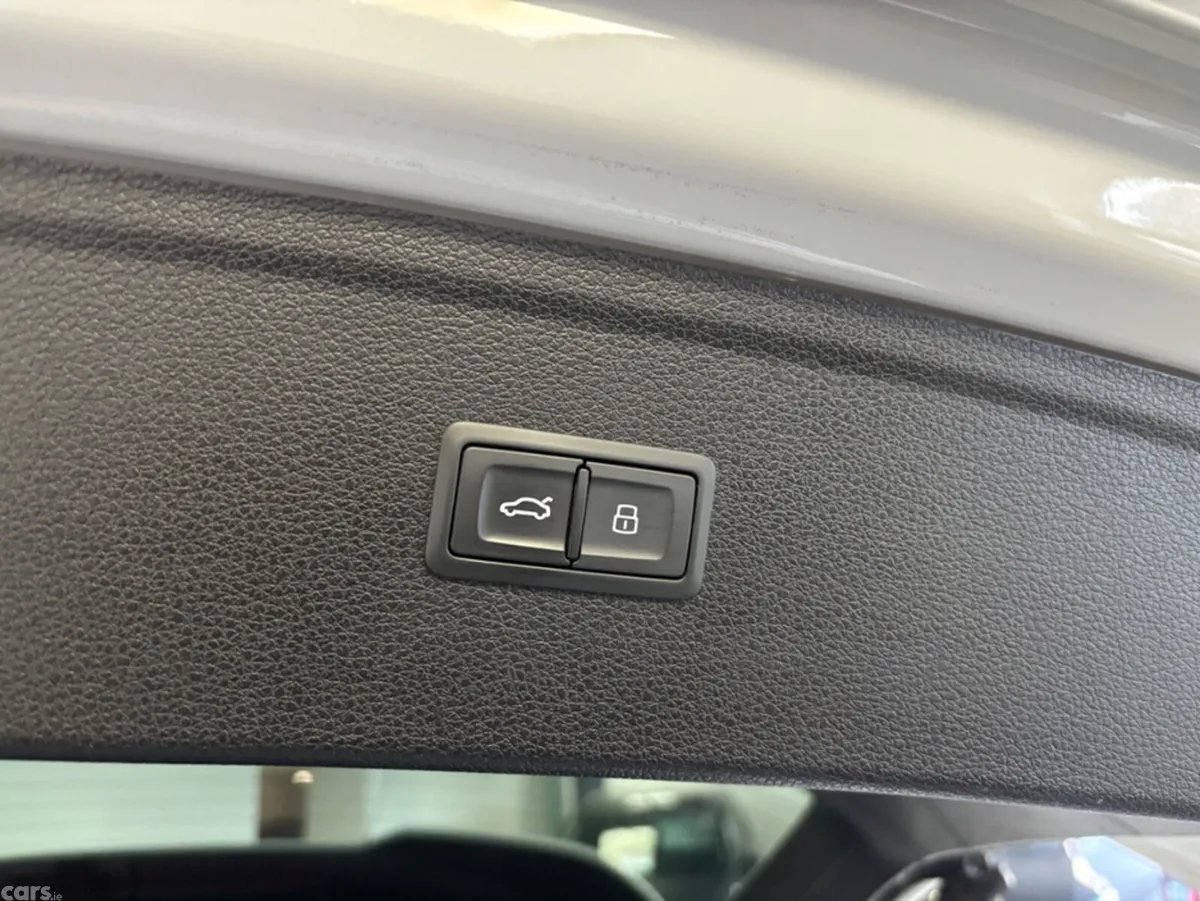 Audi Q5 SUV, Diesel, 2019, White