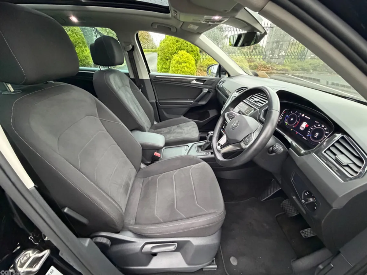 Volkswagen Tiguan SUV, Diesel, 2023, Black