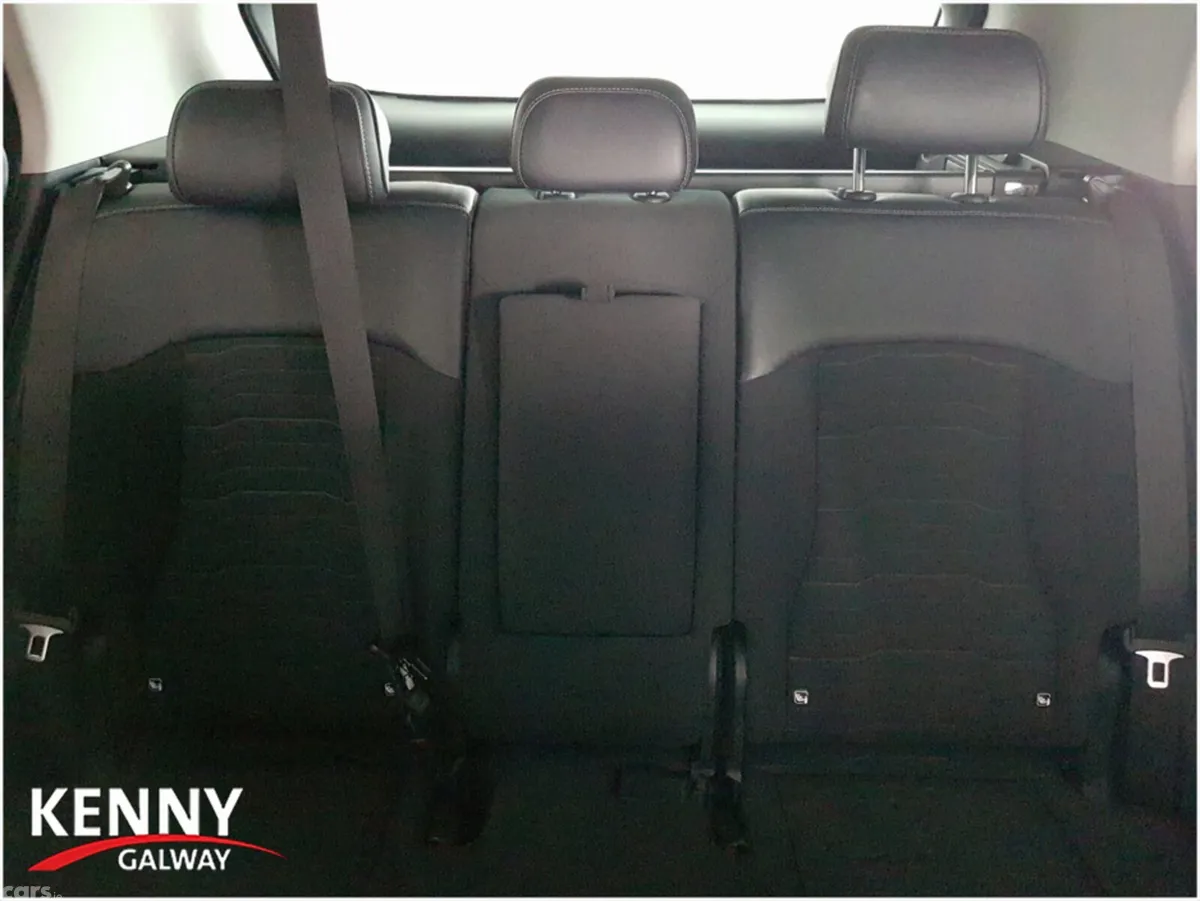 Kia Sportage MPV, Diesel, 2023, Grey