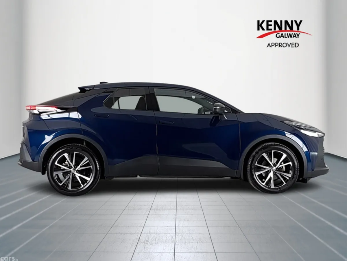 Toyota C-HR Hatchback, Petrol Hybrid, 2025, Blue