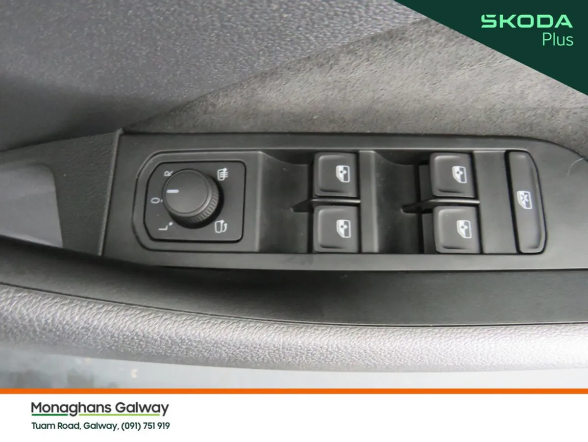 Skoda Scala Hatchback, Petrol, 2026, Grey