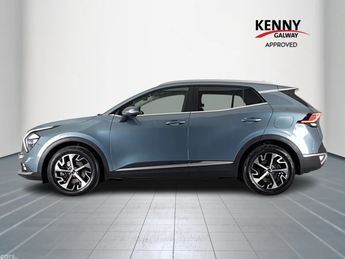 Kia Sportage MPV, Diesel, 2025, Grey