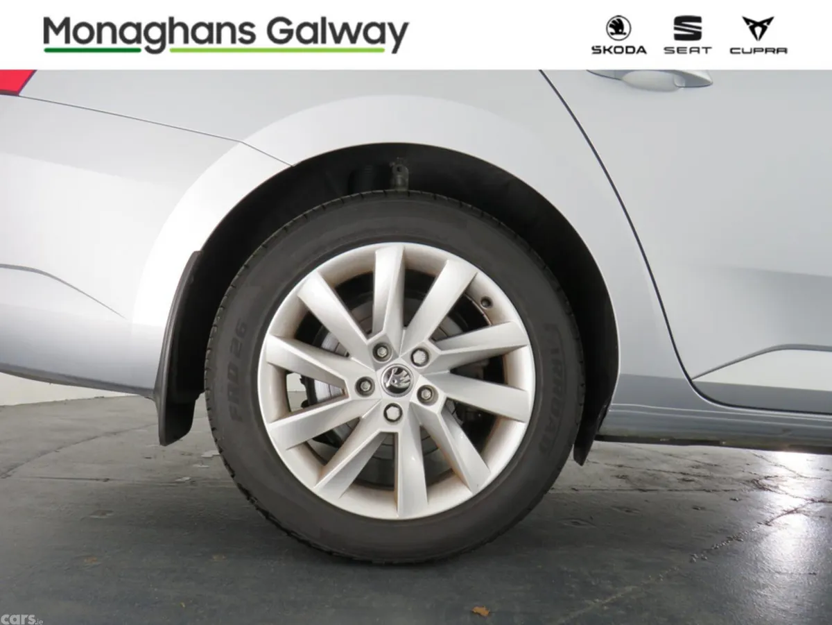 Skoda Superb Saloon, Diesel, 2024, Grey