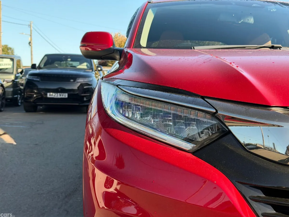 Honda Vezel SUV, Petrol Hybrid, 2018, Red