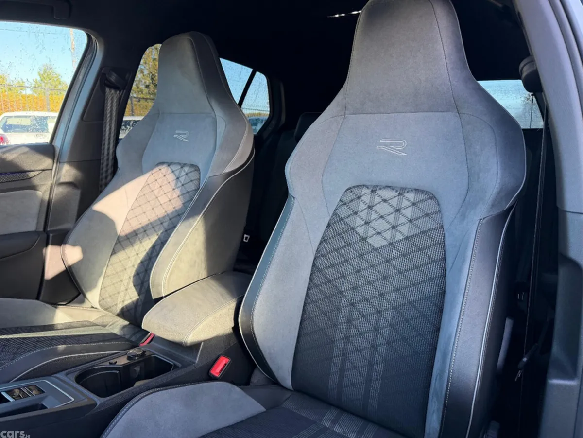 Volkswagen Golf Hatchback, Petrol Hybrid, 2021, Grey