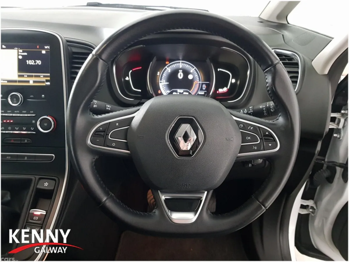 Renault Grand Scenic Hatchback, Diesel, 2017, White