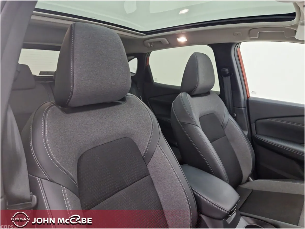 Nissan Qashqai MPV, Petrol Hybrid, 2026, Red