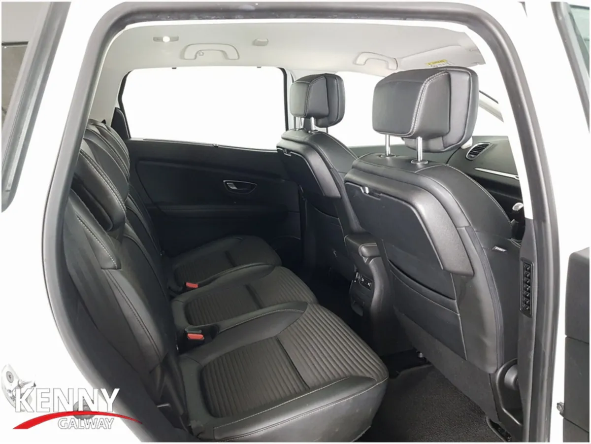 Renault Grand Scenic Hatchback, Diesel, 2017, White
