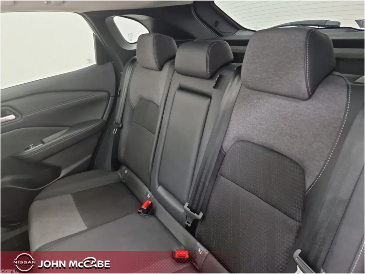 Nissan Qashqai MPV, Petrol Hybrid, 2026, Red