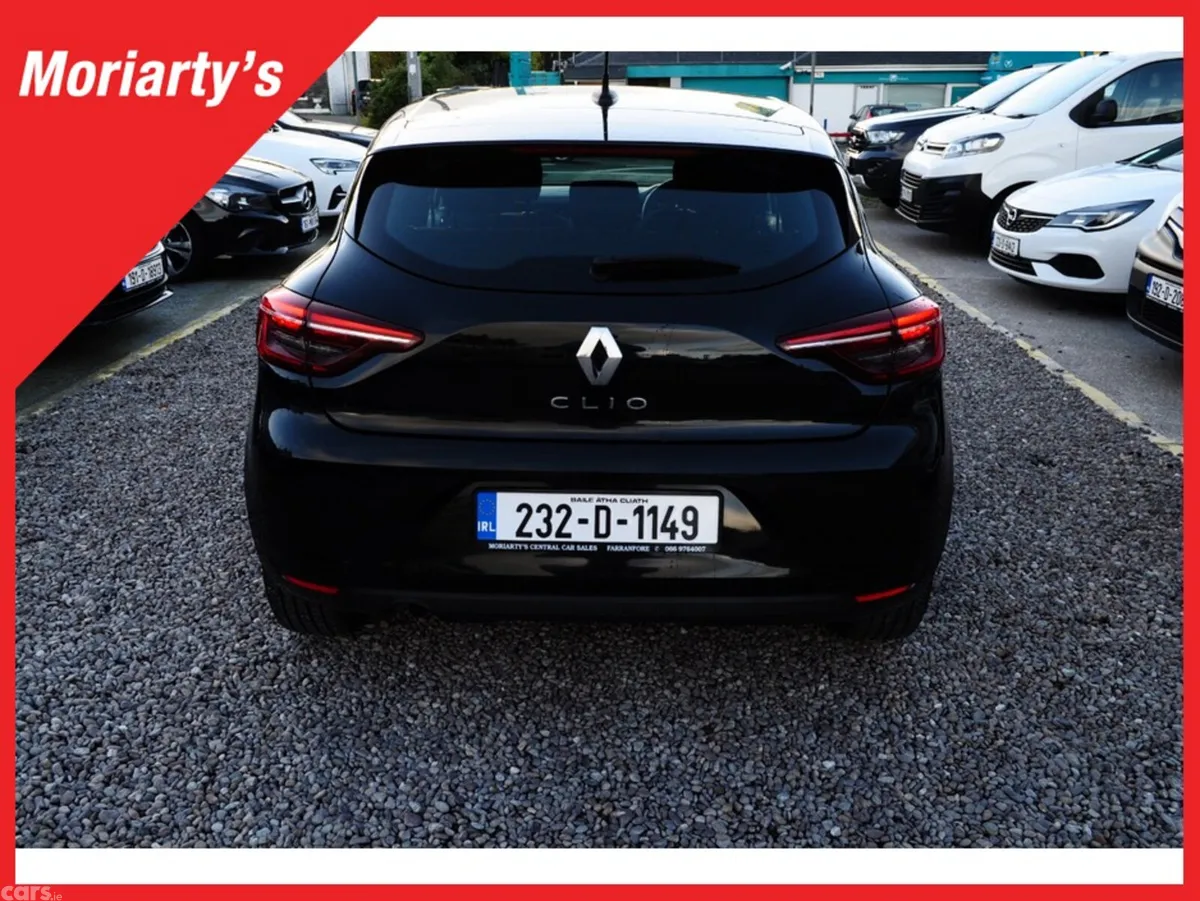 Renault Clio Hatchback, Petrol, 2023, Black