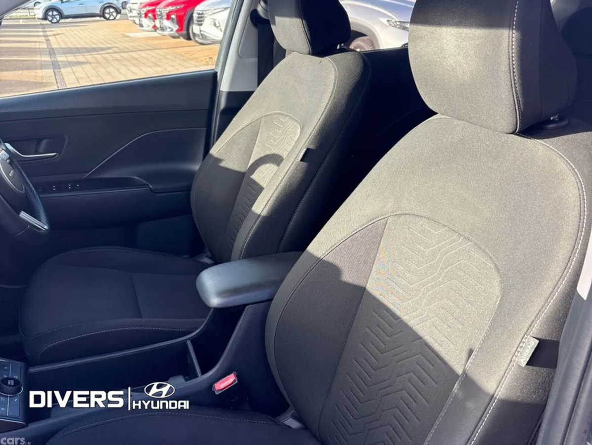 Hyundai KONA MPV, Petrol Hybrid, 2024, Grey