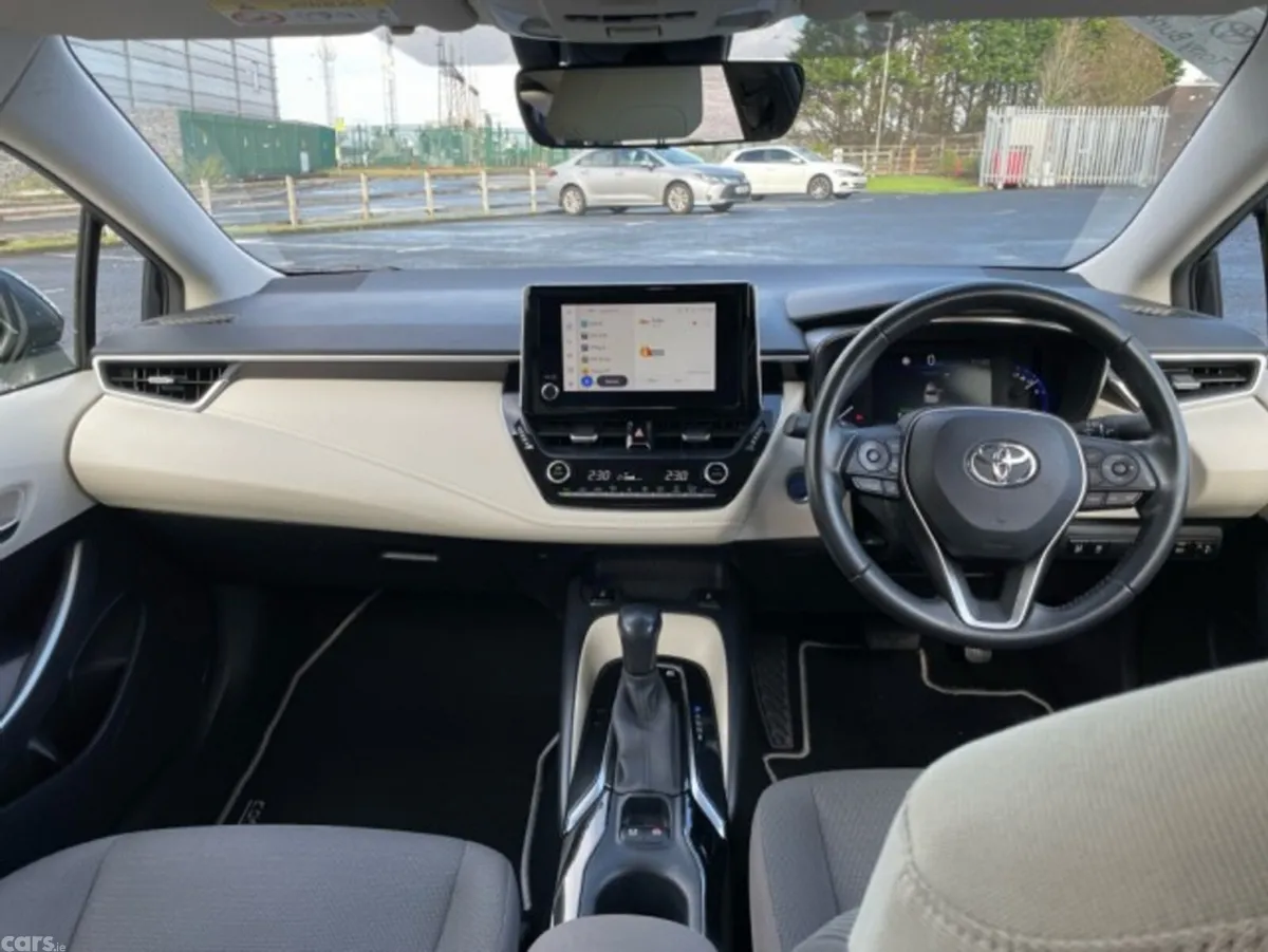 Toyota Corolla Saloon, Petrol Hybrid, 2022, Black