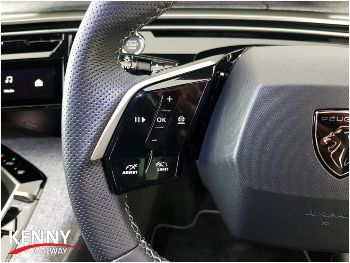 Peugeot 3008 MPV, Electric, 2025, Grey