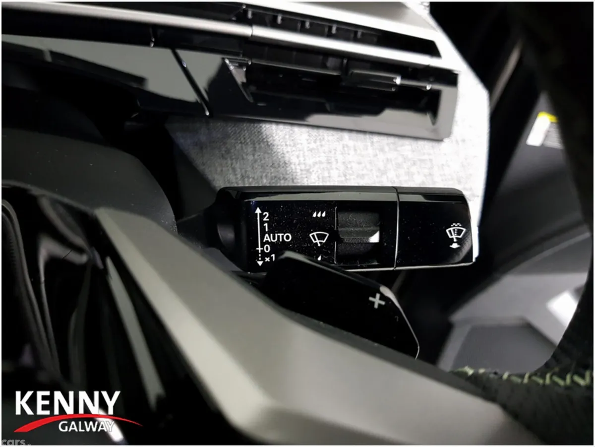 Peugeot 3008 MPV, Electric, 2025, Grey