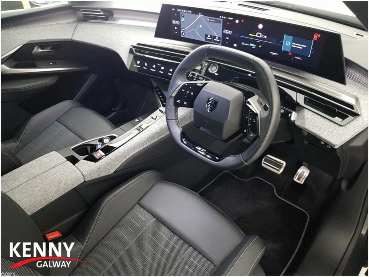 Peugeot 3008 MPV, Electric, 2025, Grey
