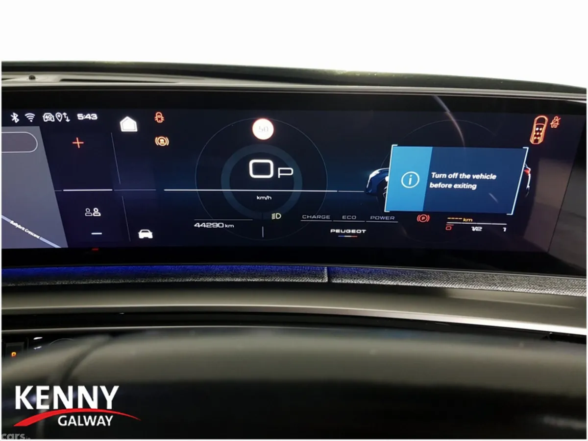 Peugeot 5008 MPV, Petrol, 2025, Blue
