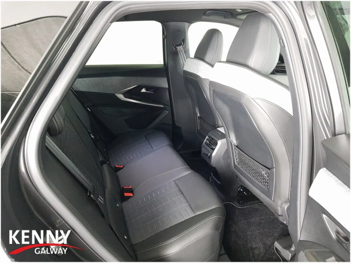 Peugeot 3008 MPV, Electric, 2025, Grey