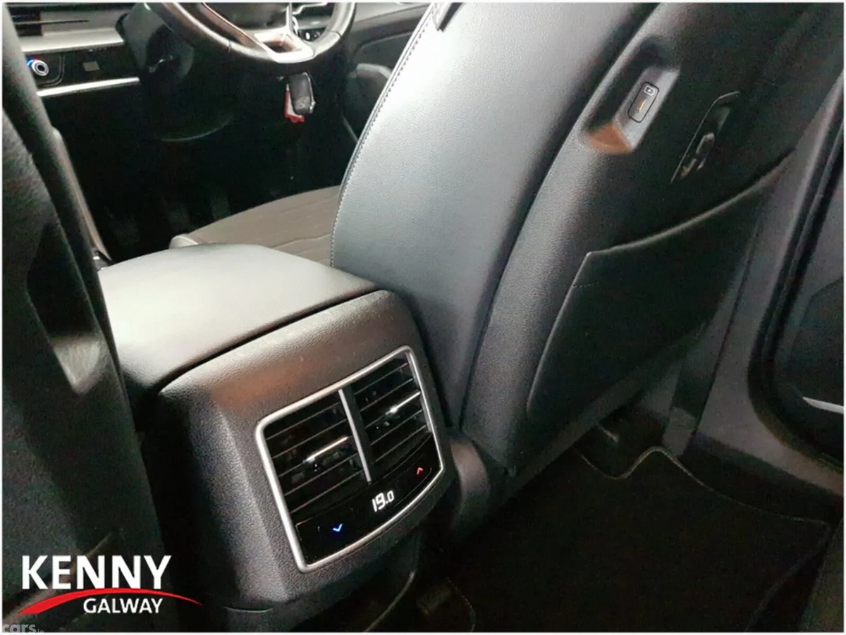 Kia Sportage MPV, Diesel, 2022, Black