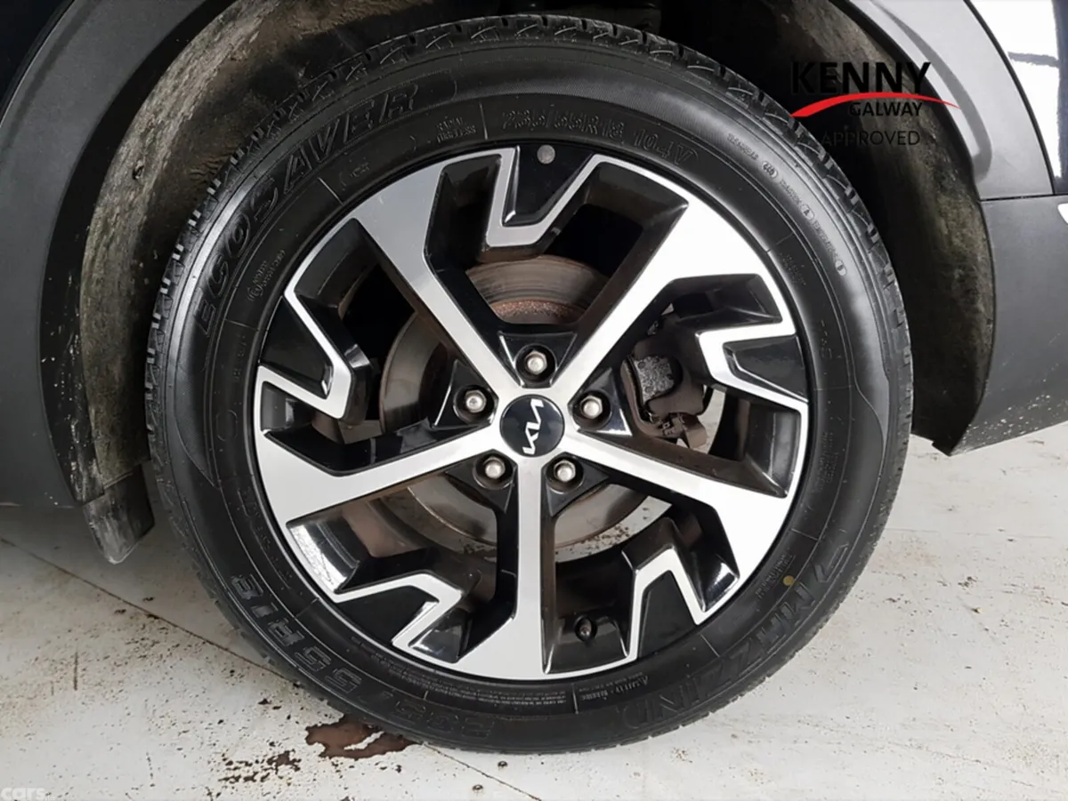 Kia Sportage MPV, Diesel, 2022, Black