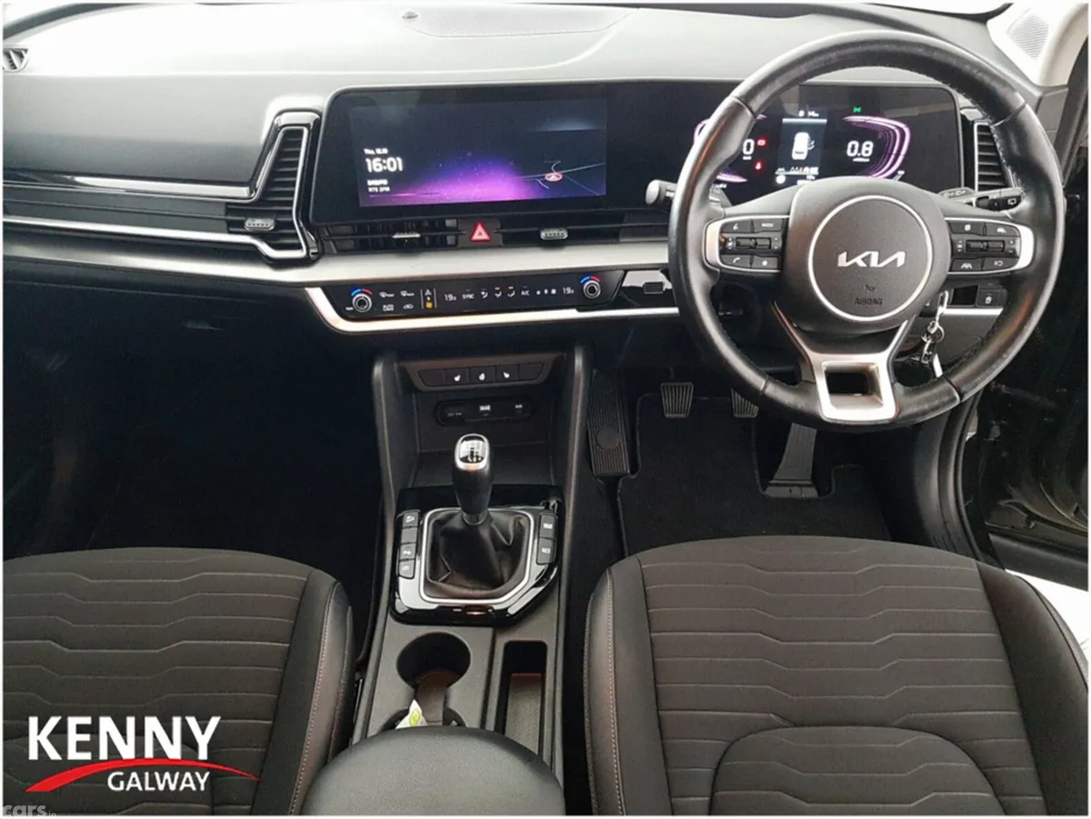 Kia Sportage MPV, Diesel, 2022, Black