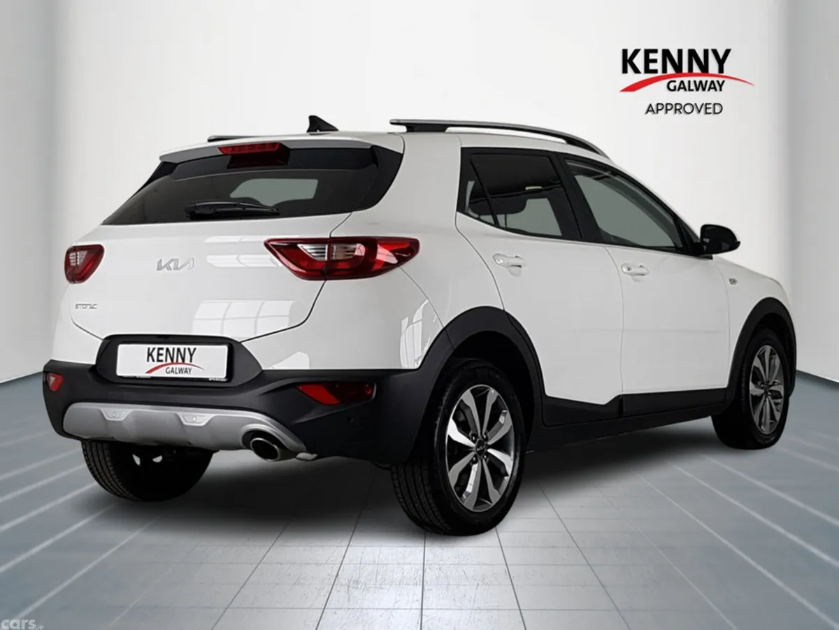 Kia Stonic SUV, Petrol, 2026, White