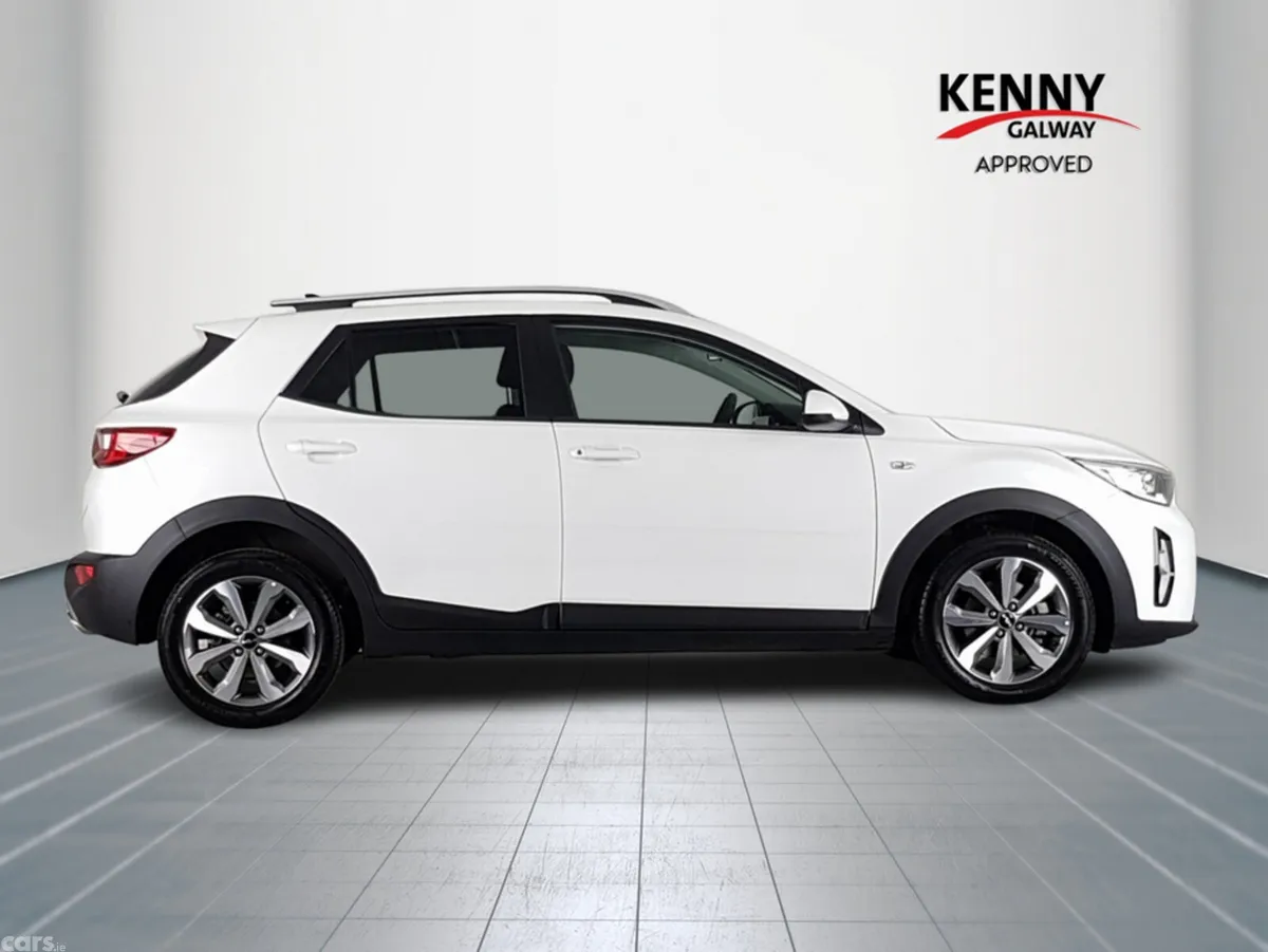 Kia Stonic SUV, Petrol, 2026, White