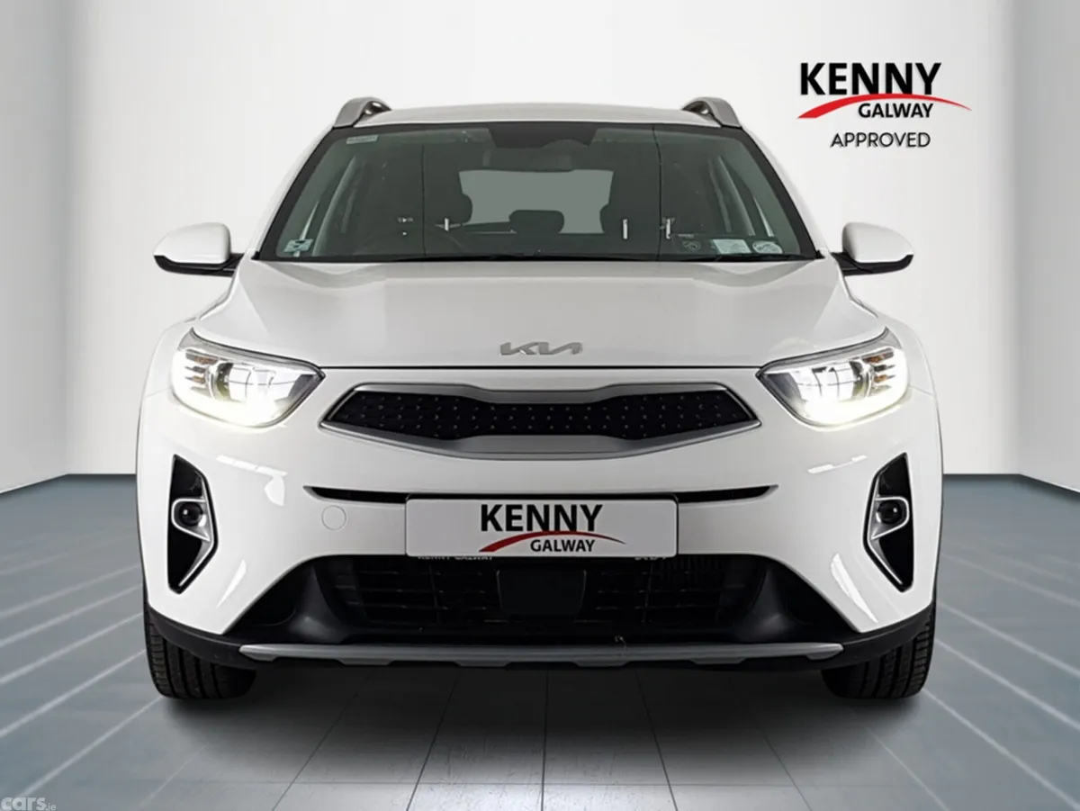 Kia Stonic SUV, Petrol, 2026, White