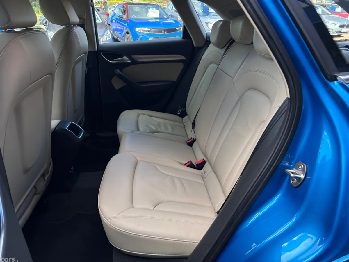 Audi Q3 SUV, Diesel, 2016, Blue