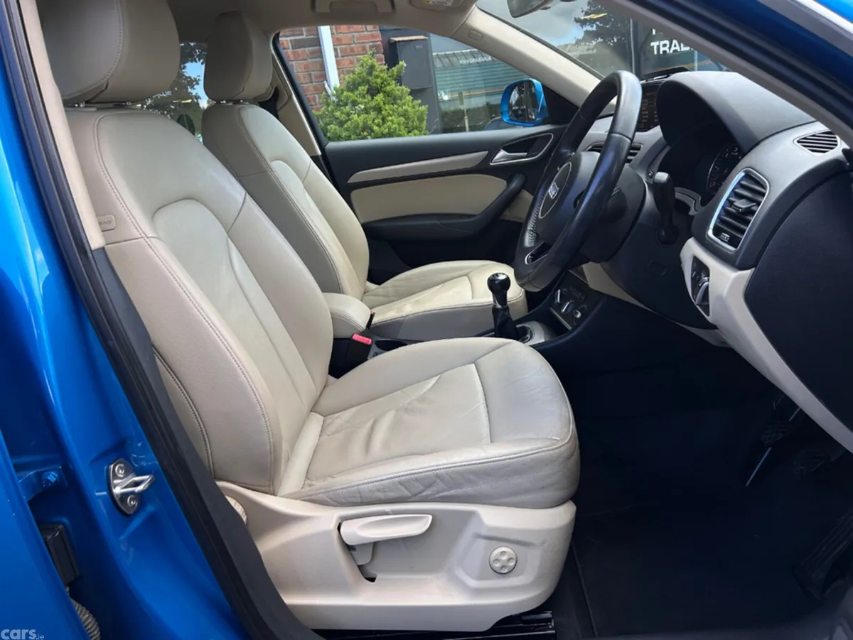 Audi Q3 SUV, Diesel, 2016, Blue