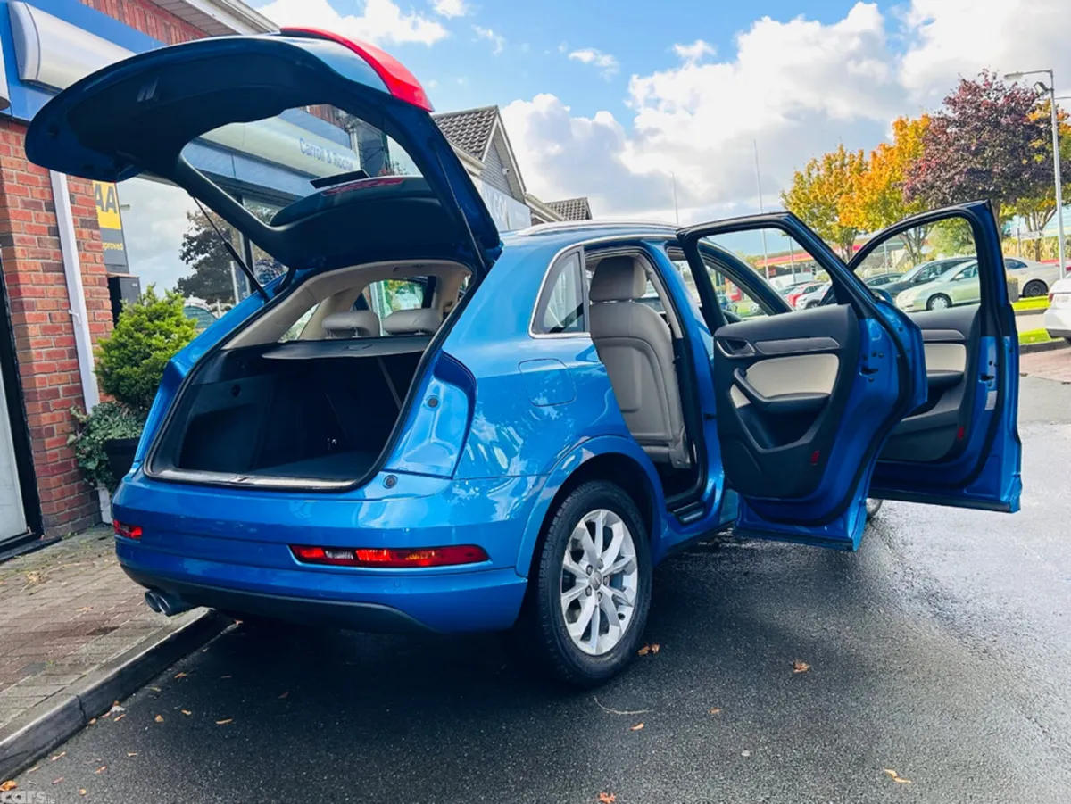Audi Q3 SUV, Diesel, 2016, Blue