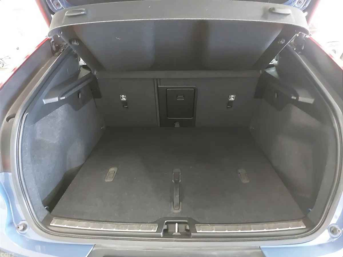 Volvo C40 Coupe, Electric, 2023, Blue