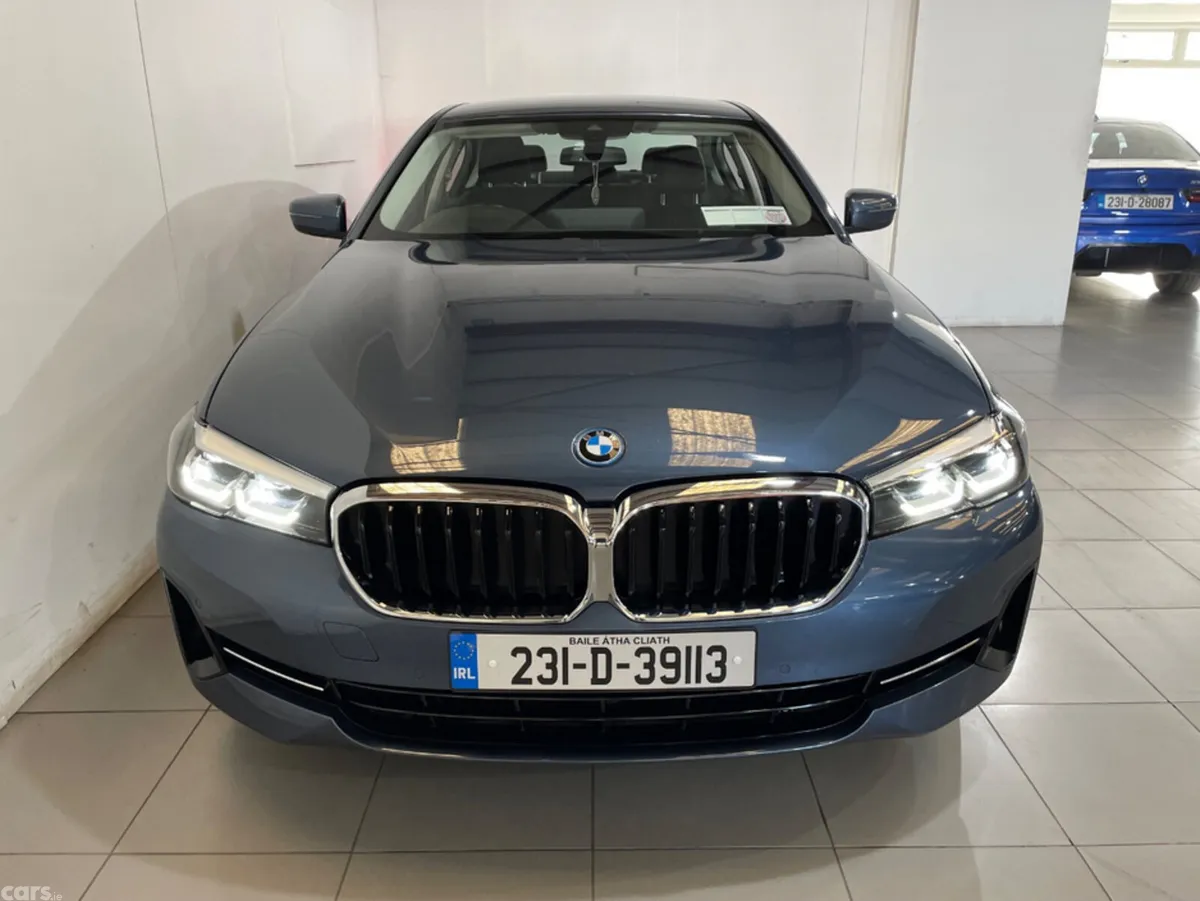 BMW 5-Series Saloon, Petrol Plug-in Hybrid, 2023, Blue