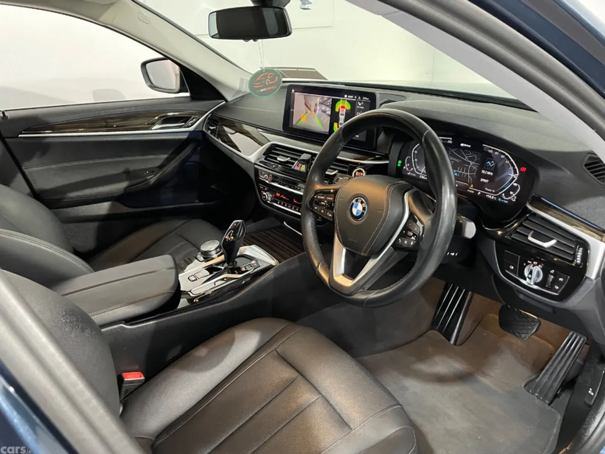 BMW 5-Series Saloon, Petrol Plug-in Hybrid, 2023, Blue